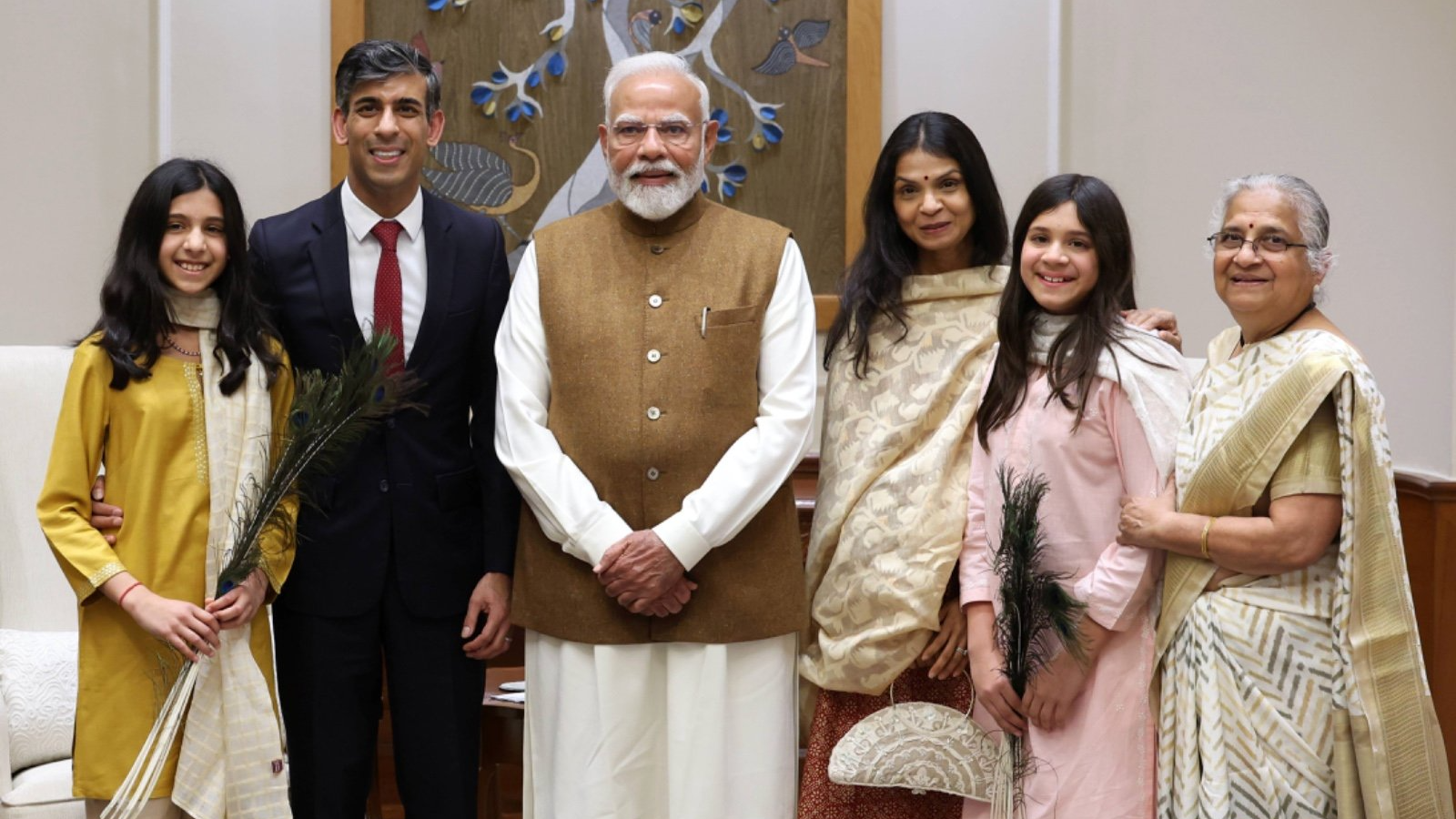 Former UK PM Rishi Sunak along family meets PM Modi in New Delhi