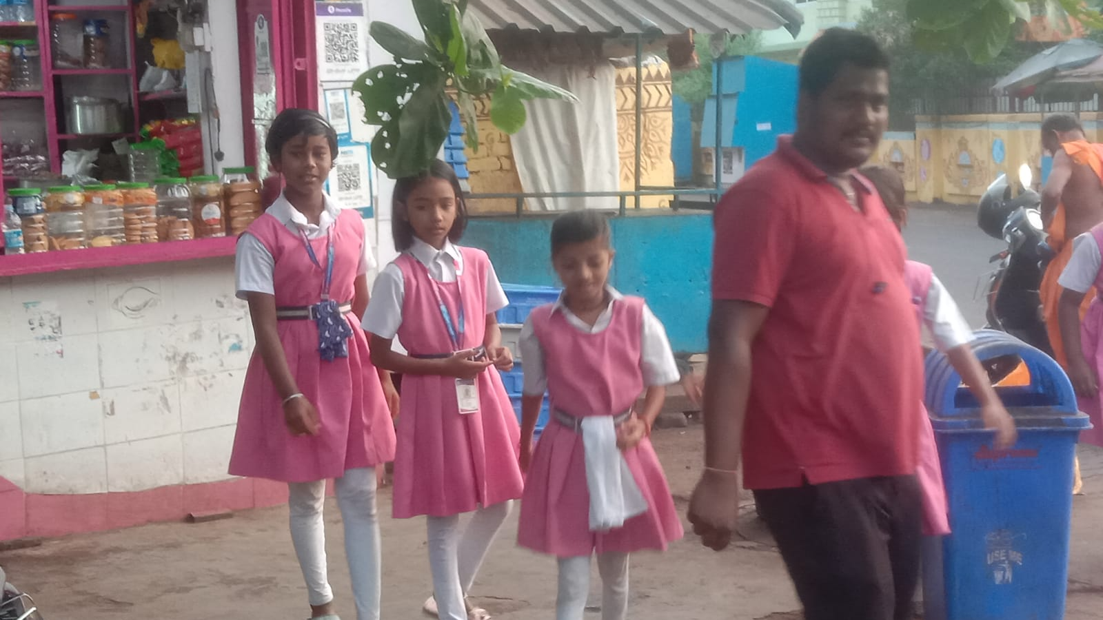 Heat wave: Morning classes in schools across Odisha commences