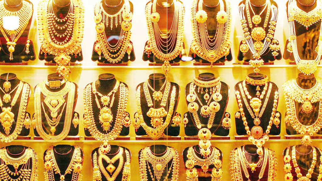 The price of gold in Odisha for 24-carat (10 grams) is Rs 90,220, while 22-carat (10 grams) is available for Rs 82,720.