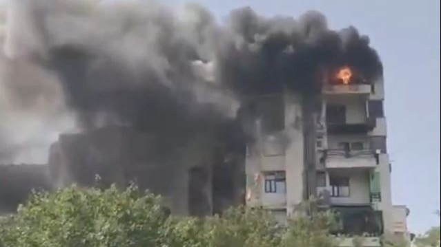 Delhi: Man, two children die after jumping from flat in panic as fire breaks out